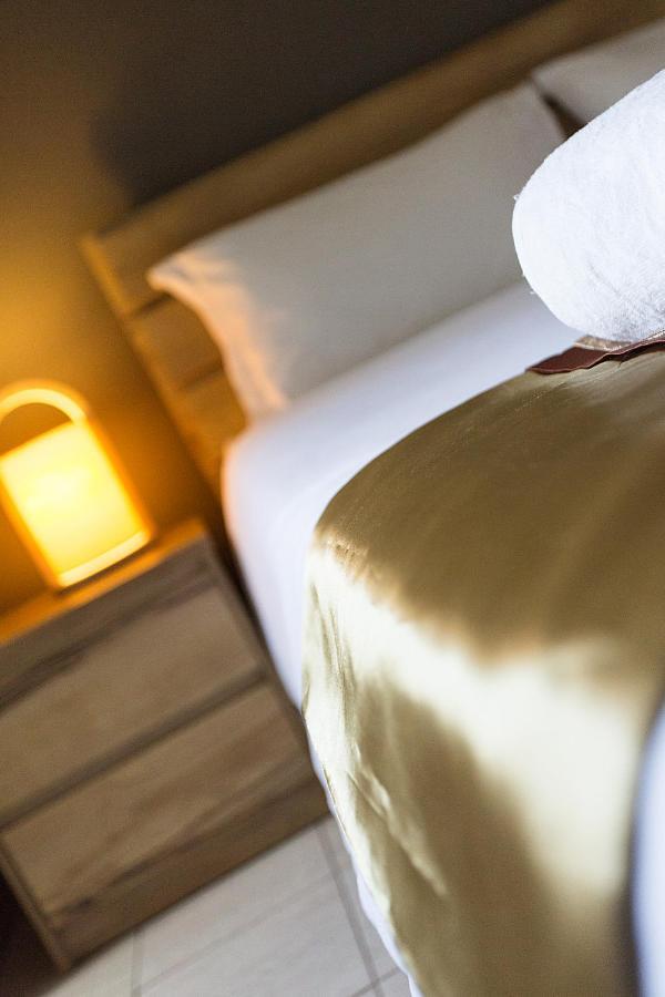 Dzama Hotel Гранд Байе Екстериор снимка