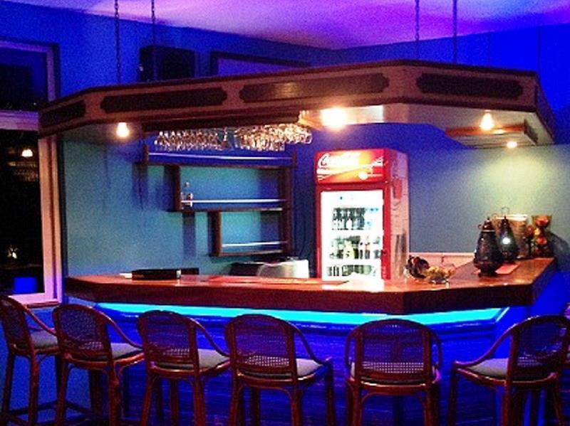Dzama Hotel Гранд Байе Екстериор снимка